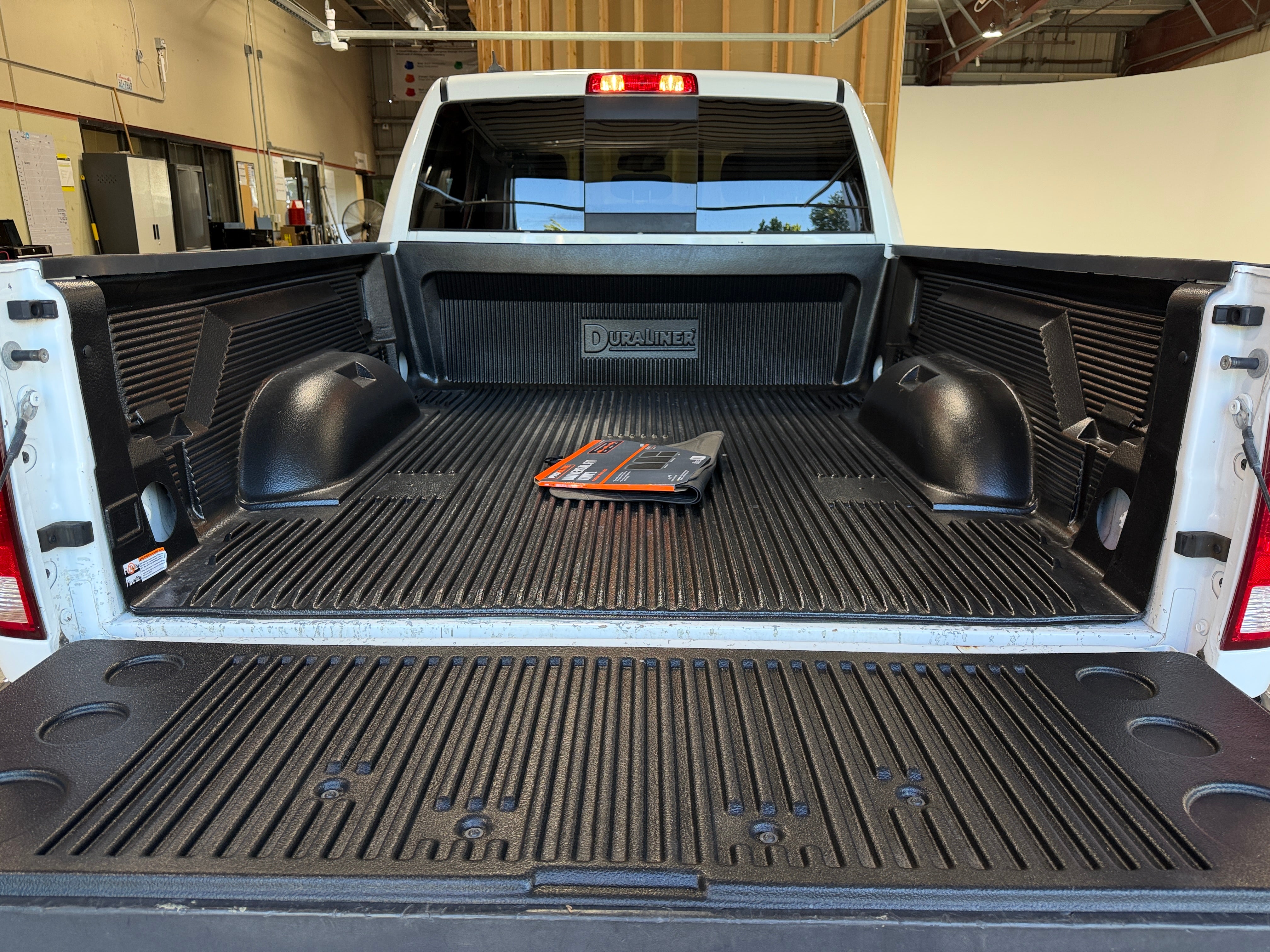 ram ram 1500 pickup 2018 1C6RR7TT1JS133715 image ram ram 1500 pickup 2018 1C6RR7TT1JS133715 image
